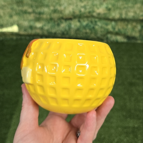 Stranger Things Core Home Round Embossed Waffle 18fl.oz Mug NEW! - Picture 9 of 11